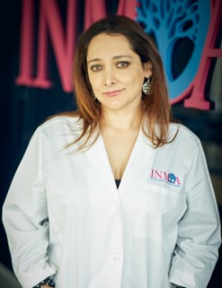 Dra Lucrecia Ruiz Echeverría, Oncóloga, en Inmoa_vertical